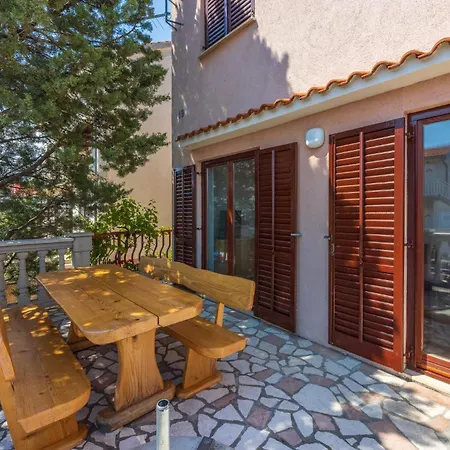 Agava Apartment Novi Vinodolski Exterior photo